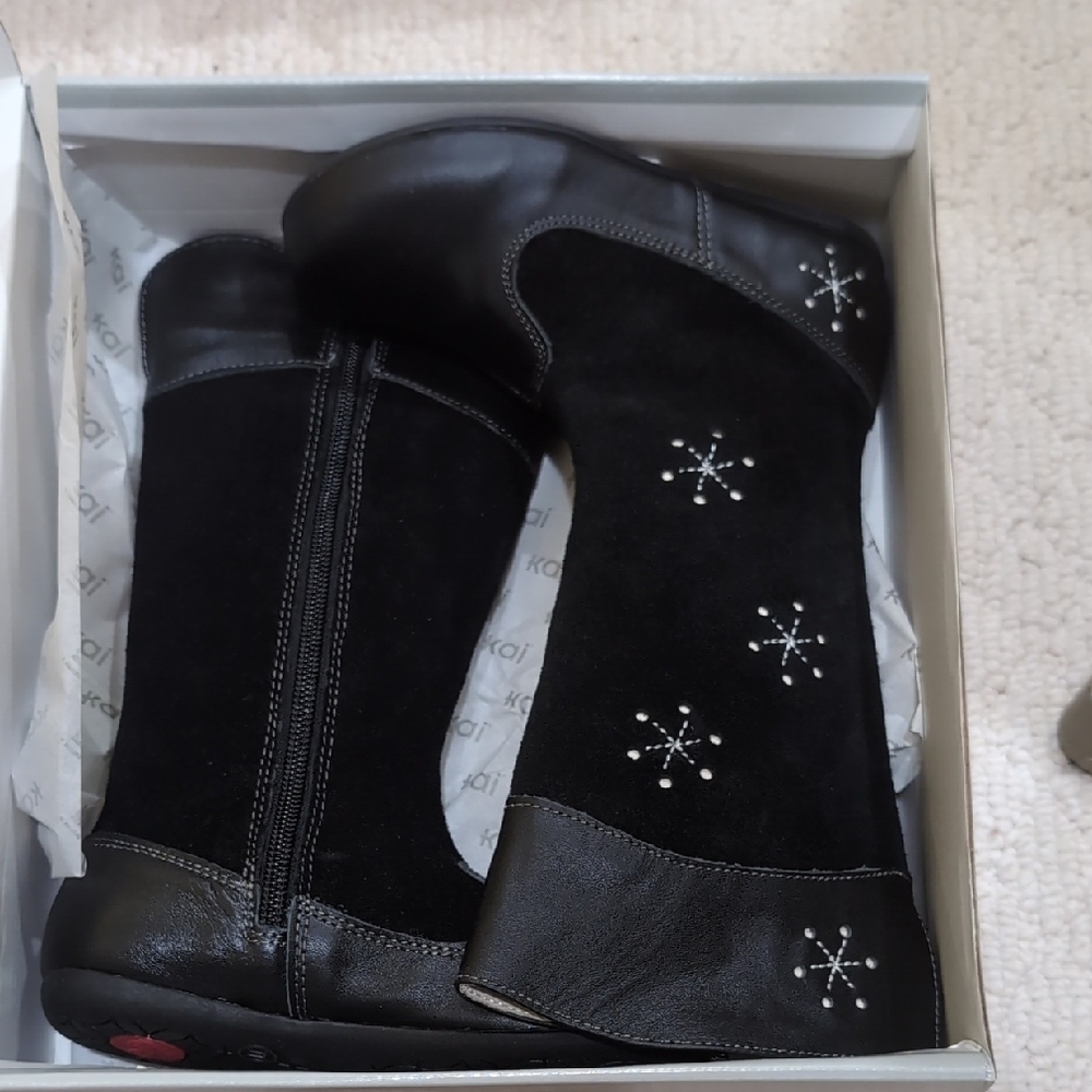 See Kai Run Kids Leather Lining Boots Tall Black Sz 11US  EU29